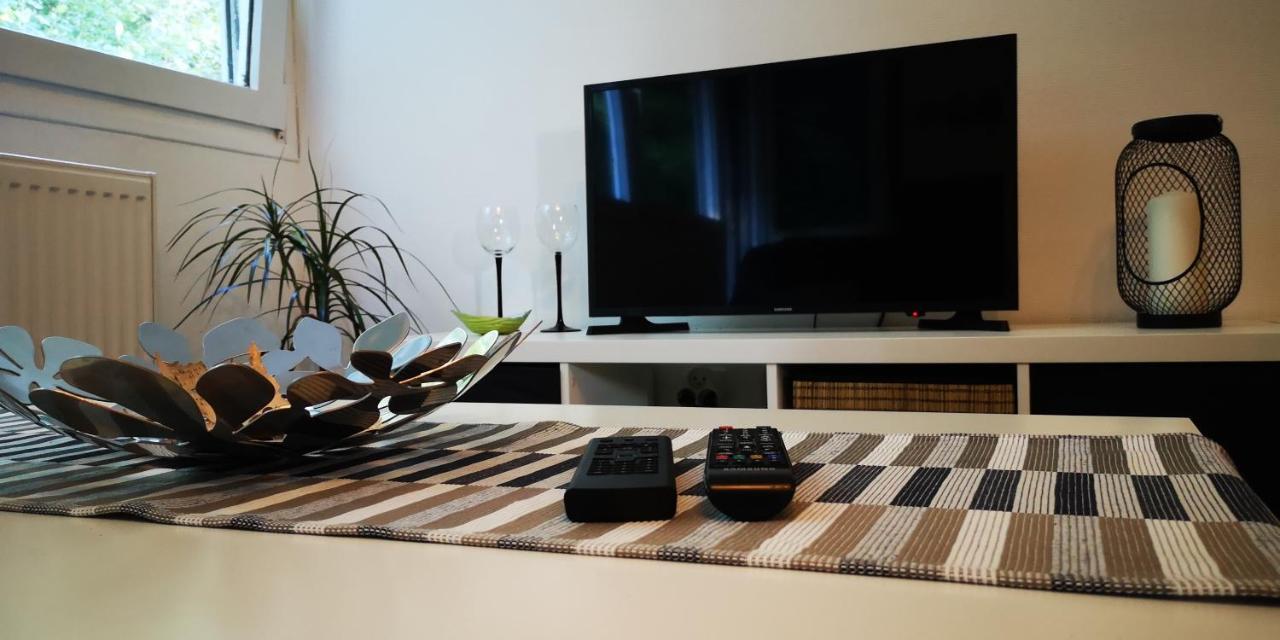 Moderne Et Paisible Studio Avec Balcon 圣阿沃尔德 外观 照片
